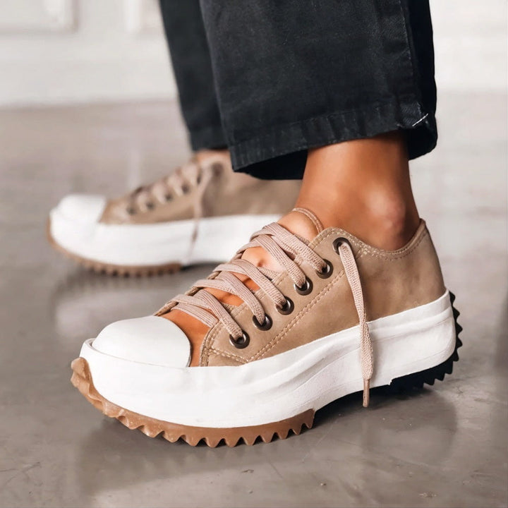 CHIARA | BEQUEME SCHUHE MIT BREITEN ABSÄTZEN PREMIUM-QUALITÄT